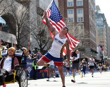 Boston Marathon dreams come true; Davis Clarke has clean race after last year’s viral mess